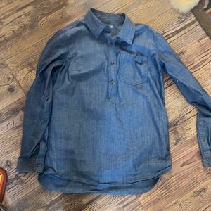 Carhartt Women’s Rugged Flex Long Sleeve Chambray Shirt